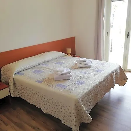 Altamarea 3* مارينا دي سكيافوني