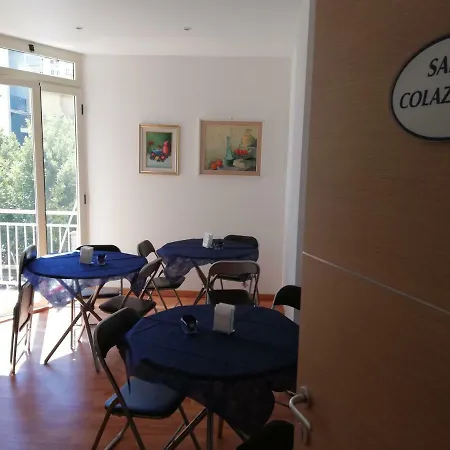 Frühstückspension Altamarea 3*