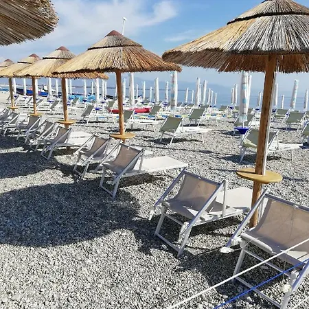 Altamarea Frühstückspension Marina di Schiavonea