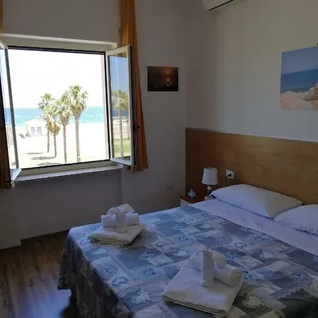 Altamarea Nocleg ze śniadaniem Marina di Schiavonea