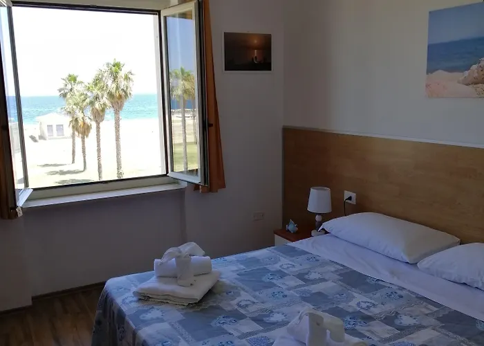 Altamarea Couette-café 3*