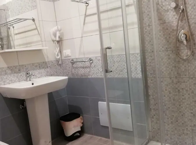 住宿加早餐酒店 Altamarea